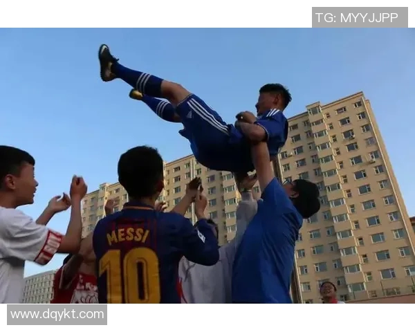 成都足球队的奋斗历程：一段激情与坚持交织的足球纪实故事