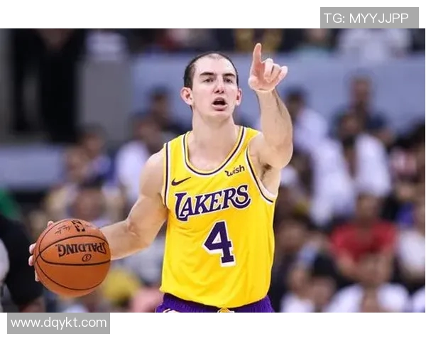 亚历克斯卡鲁索的篮球之路与场外生活揭秘