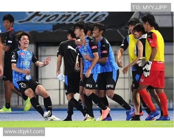 山口雷诺迎战爱媛队全力争胜展现球队实力与斗志