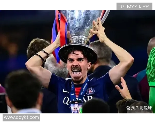 布鲁诺费尔南德斯：从默默无闻到足球巨星的华丽转身