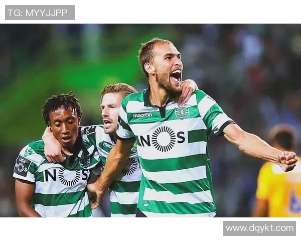 欧冠利兹联对决强敌解析球队战术与球员表现