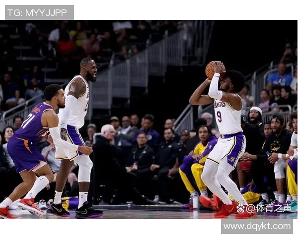 湖人勇士季前赛精彩对决期待球迷热情助阵与精彩表现